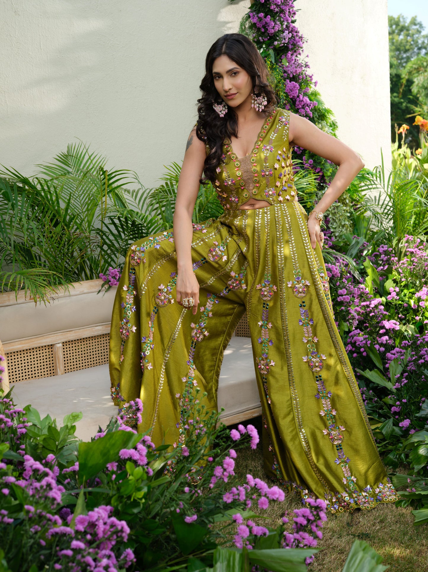 GREEN AURA