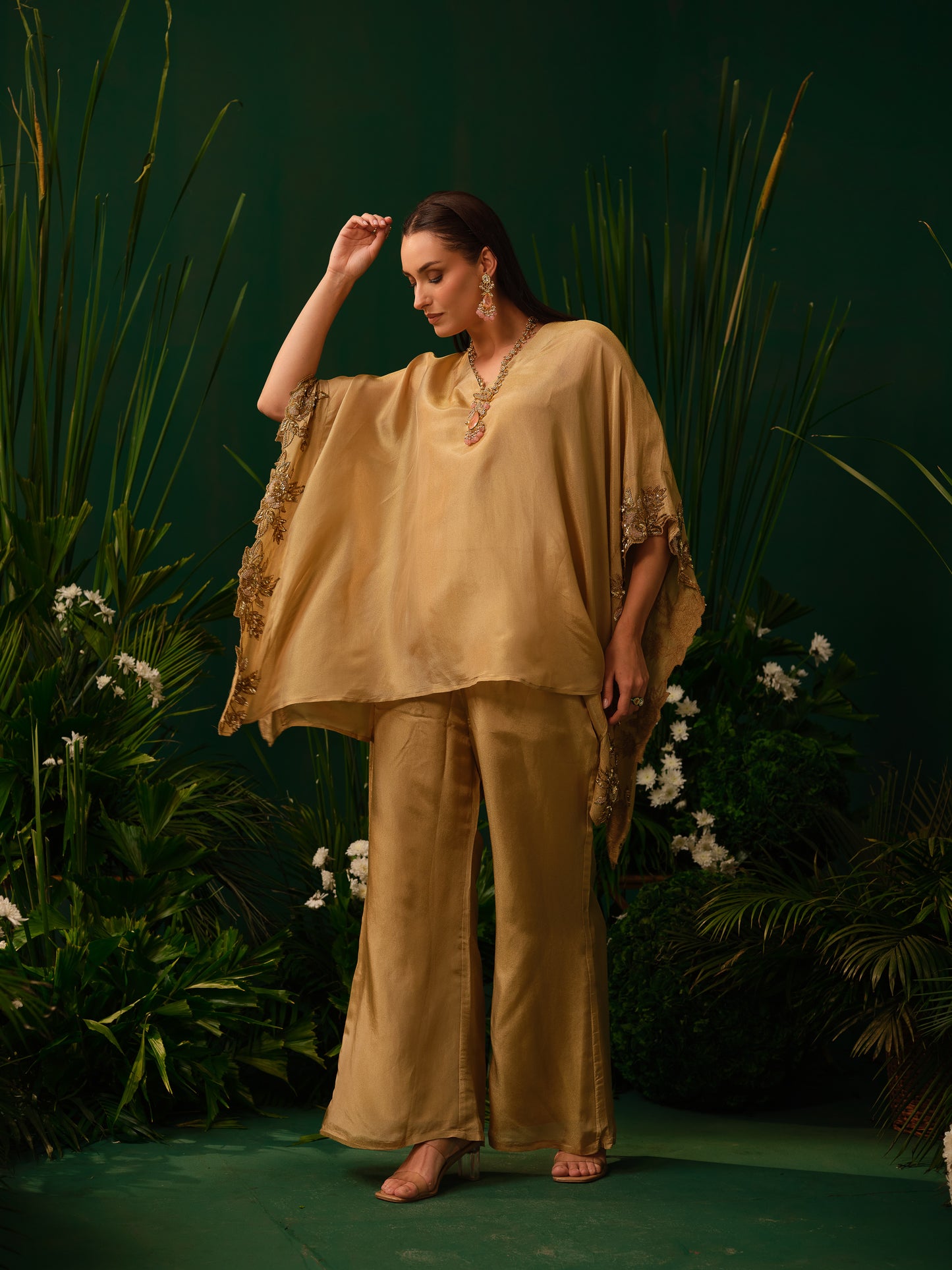 Akruti Kaftan Set